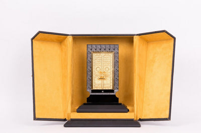 KABBA DOOR ACRYLIC WITH GIFT BOX